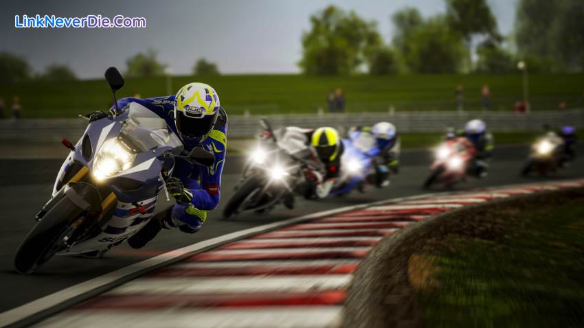 Hình ảnh trong game RIDE 4 (screenshot)