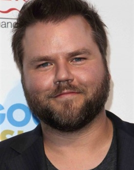 Diễn viên Tyler Labine