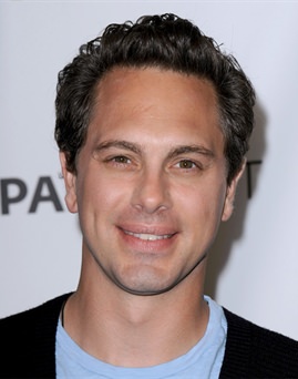 Diễn viên Thomas Sadoski