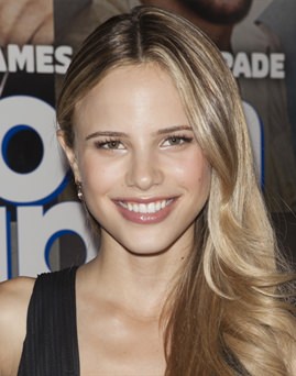 Diễn viên Halston Sage