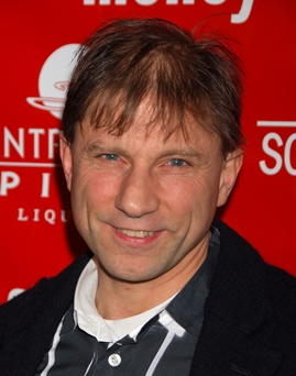 Diễn viên Simon McBurney