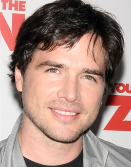 Diễn viên Matthew Settle