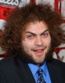 Diễn viên Dustin Ybarra