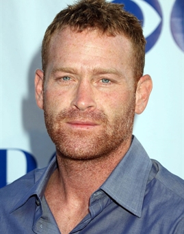 Diễn viên Max Martini