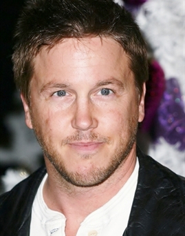 Diễn viên Lochlyn Munro