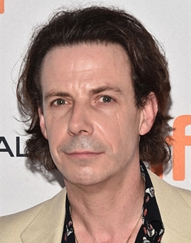 Noah Taylor