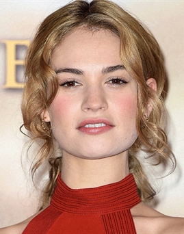 Diễn viên Lily James