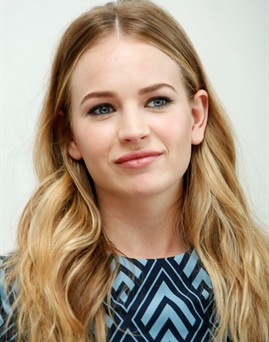 Diễn viên Britt Robertson