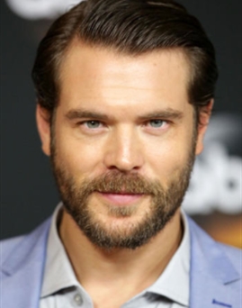 Diễn viên Charlie Weber