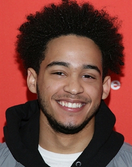 Diễn viên Jorge Lendeborg Jr.