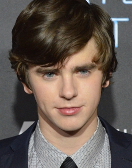 Diễn viên Freddie Highmore