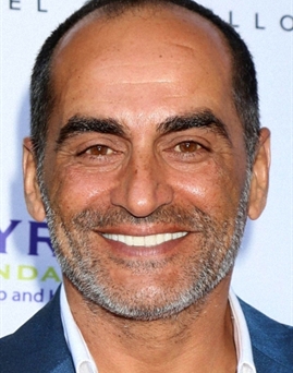 Diễn viên Navid Negahban