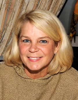 Diễn viên Kristine DeBell