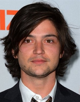 Diễn viên Thomas McDonell