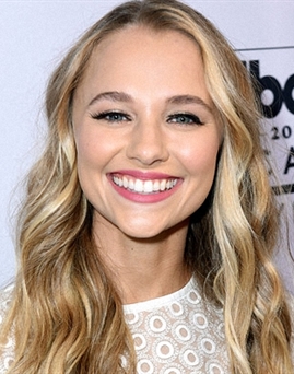 Diễn viên Madison Iseman