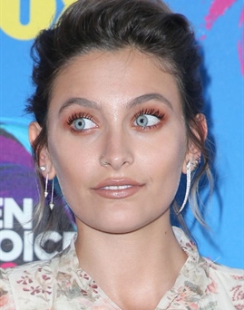 Diễn viên Paris Jackson