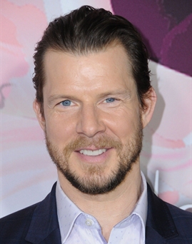 Eric Mabius