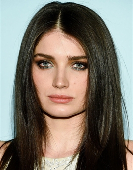 Diễn viên Eve Hewson