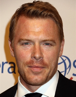 Diễn viên Diego Klattenhoff