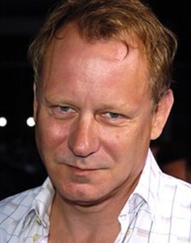 Diễn viên Stellan Skarsgård