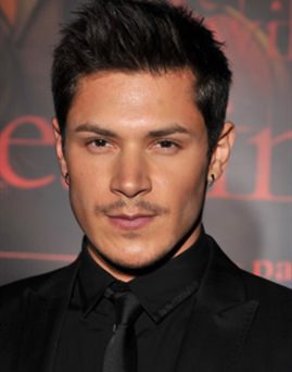 Diễn viên Alex Meraz