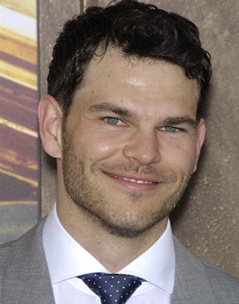 Josh Helman