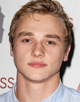 Diễn viên Ben Hardy